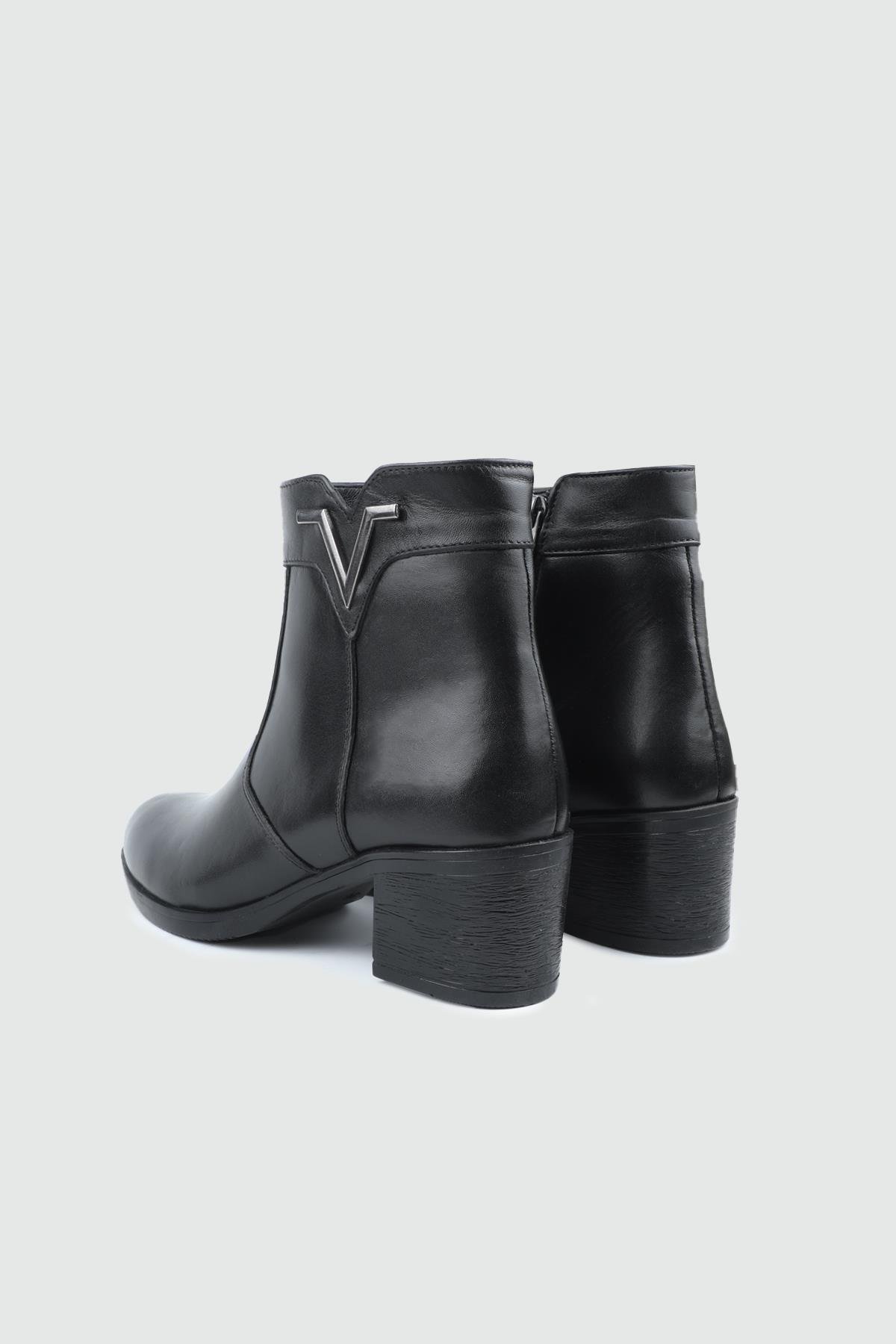 V Toka Detaylı Deri Günlük Siyah Napa Blok Topuklu Kadın Bot MY BELLA 027-013 Kadın Günlük Conford Bot MyBella MY BELLA 027-013 Kadın 25K