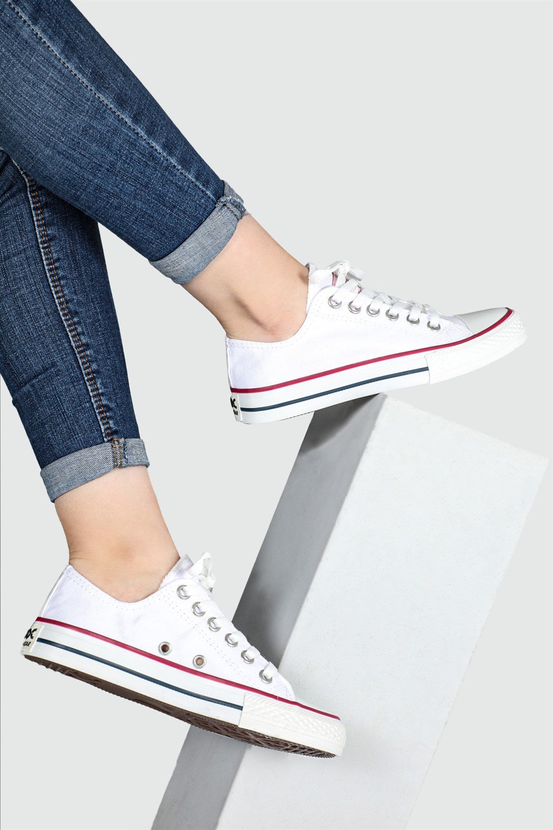 Yarım Boğazlı Keten Converse Beyaz Unisex Spor Ayakkabı 302 Unisex Günlük Spor Ayakkabı Rock Star Rooc Star 302 İNCE KISA 22y