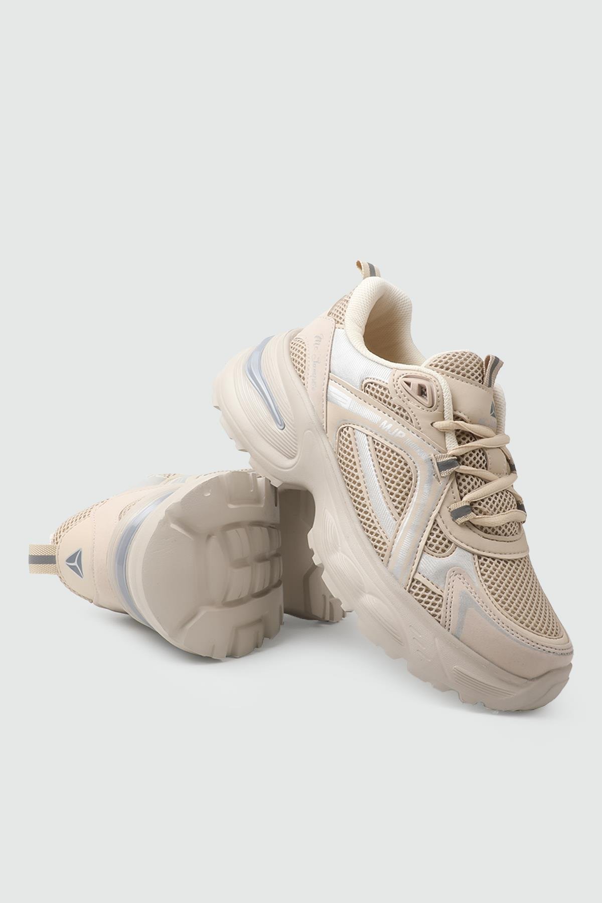 Yüksek Taban Bağcıklı Bej Kadın Spor Ayakkabı MC JAMPER 2323 Kadın Günlük Spor Ayakkabı Jamper MC JAMPER 25Y 2323 ZEN SPOR