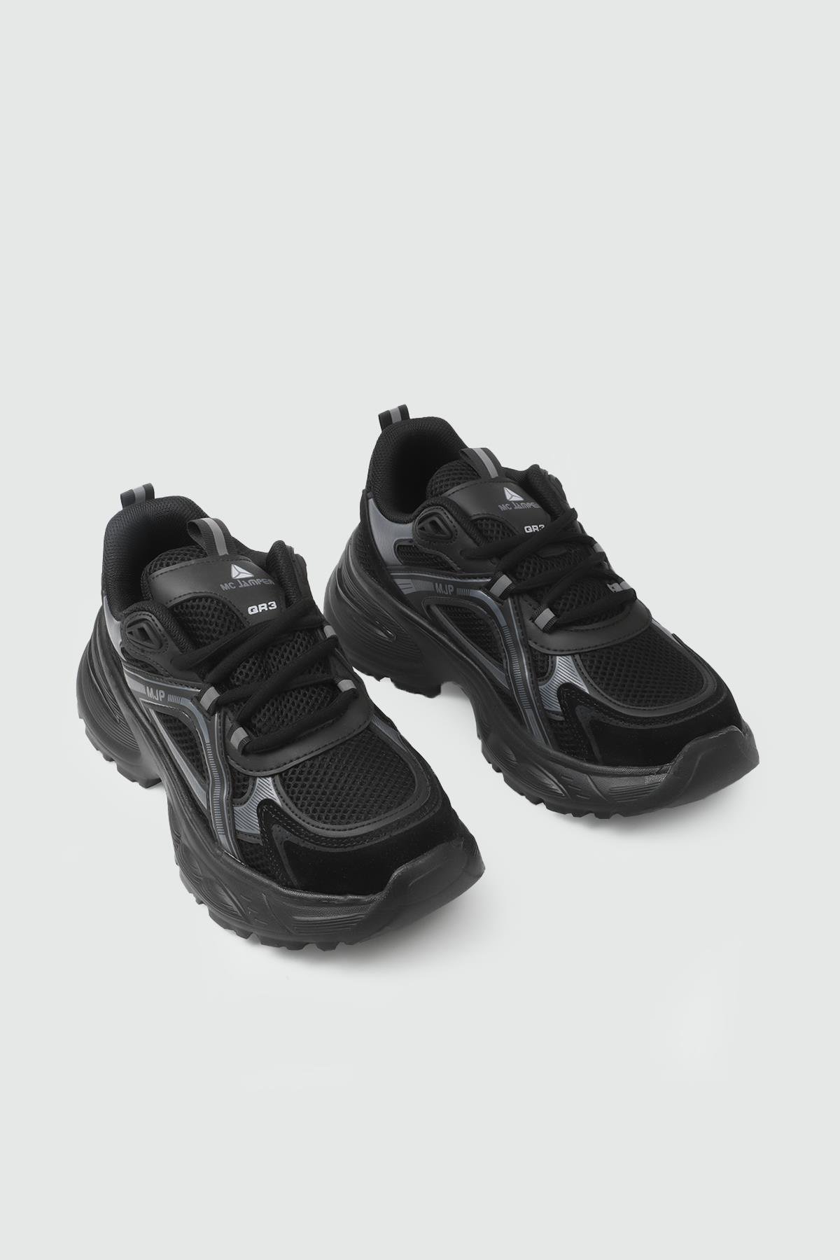 Yüksek Taban Bağcıklı Siyah Kadın Spor Ayakkabı MC JAMPER 2323 Kadın Günlük Spor Ayakkabı Jamper MC JAMPER 25Y 2323 ZEN SPOR