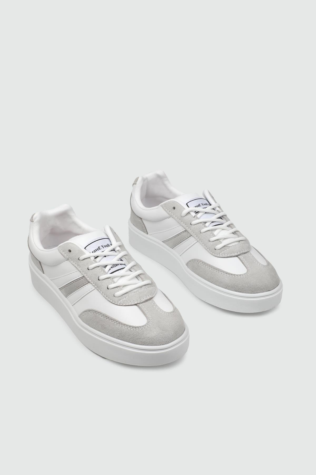 Yüksek Tabanlı Rahat Nefes Alır Beyaz Beyaz Kadın Spor Ayakkabı 110 Kadın Günlük Spor Ayakkabı FLET FLET 357 CİLT KADIN 25K