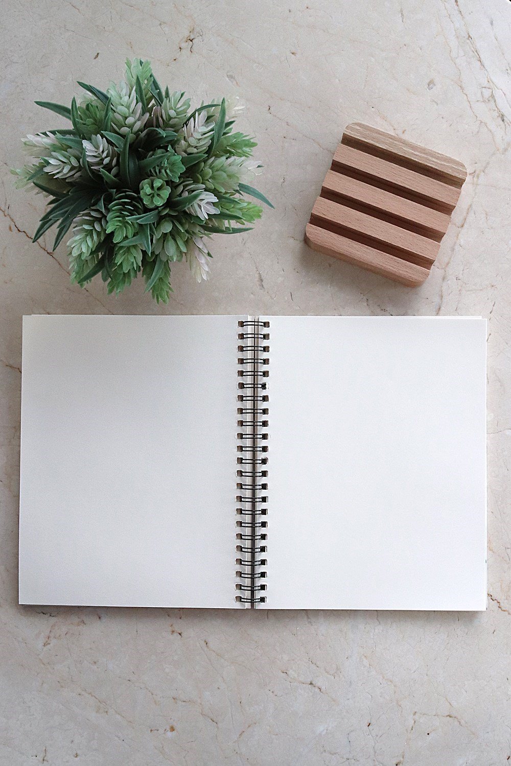 Beyaz Mermer Spiralli Defter