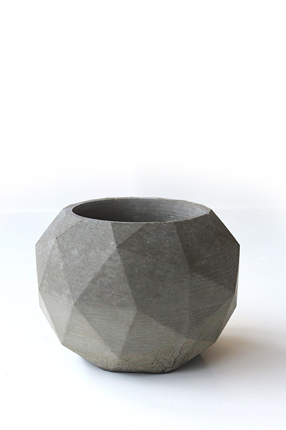 Bitkili beton saksılık çap 9.5 cm