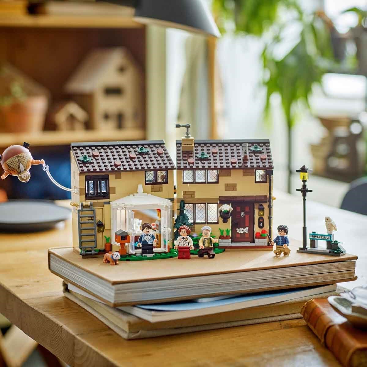 LEGO HARRY POTTER PRIVET DRIVE: MARGE HALA’NIN ZIYARETI 76451 Diğer LSH76451