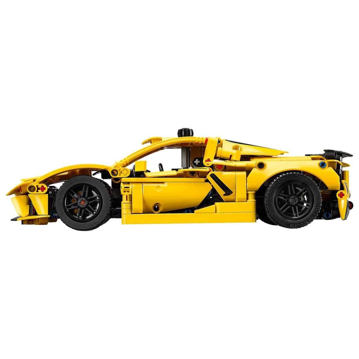LEGO TECHNIC CHEVROLET CORVETTE STINGRAY 42205 Diğer LMT42205