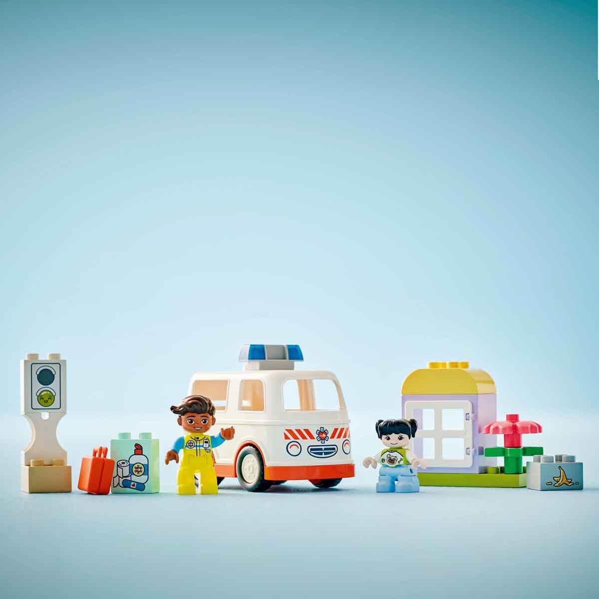 LEGO DUPLO AMBULANS VE SURUCU 10447 Diğer LED10447