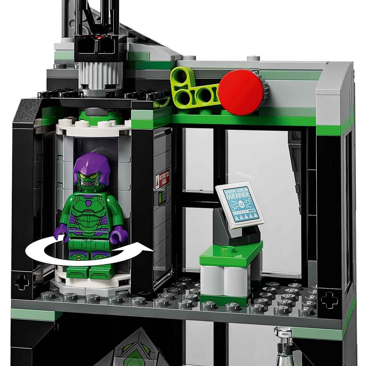 LEGO ORUMCEK ADAM OSCORPA KARSI 76324 Diğer LSS76324