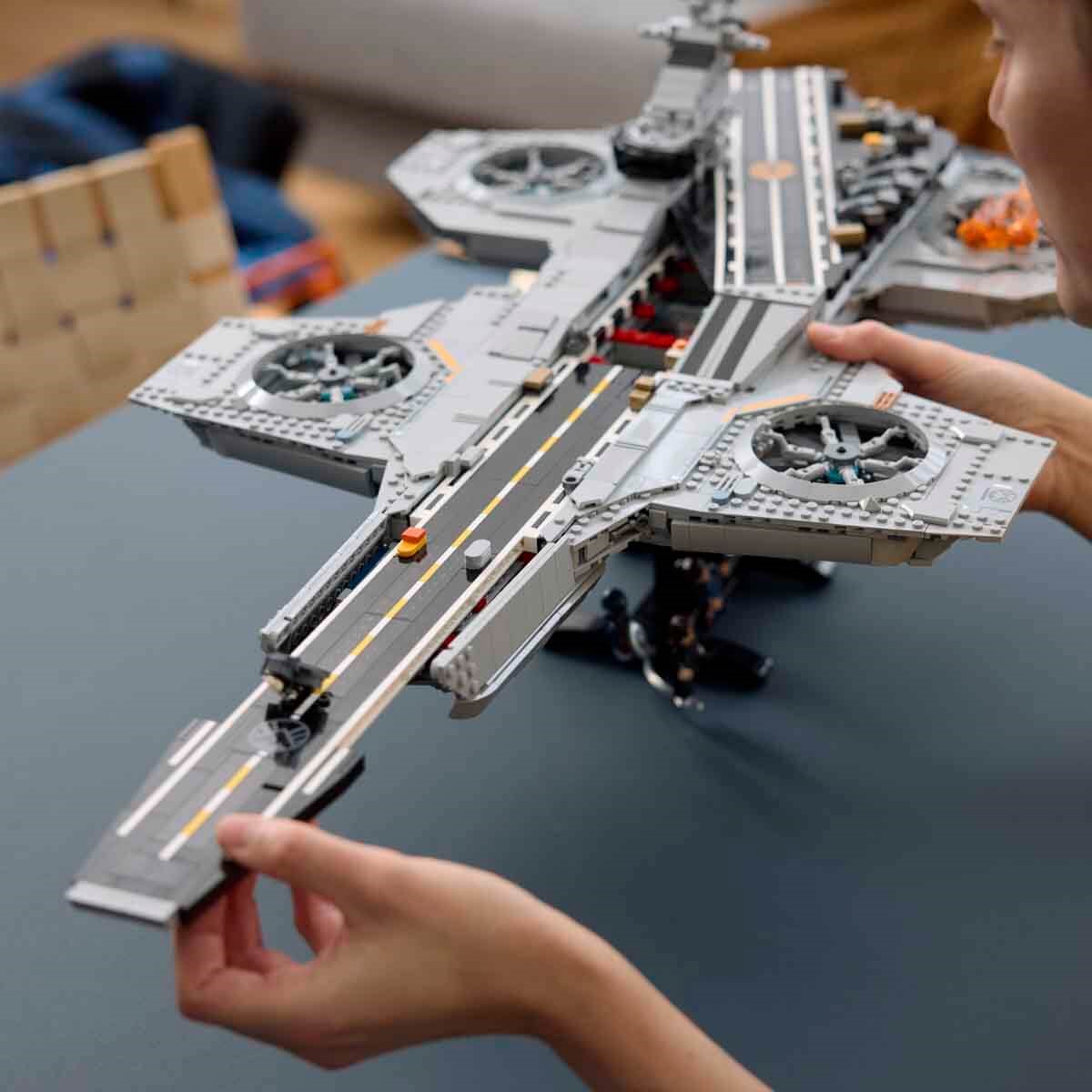 LEGO Marvel S.H.I.E.L.D. Helikoptaşır 76354 Lego LSS76354