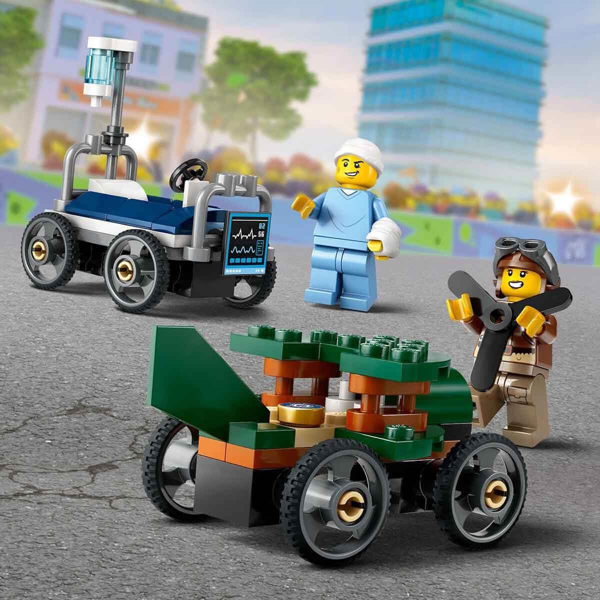 LEGO CITY UCAK HASTANE YATAGINA KARSI YARIS ARABASI PAKETI 60459 Diğer LSC60459