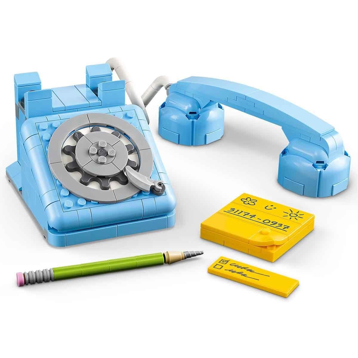 LEGO CREATOR 3U 1 ARADA RETRO TELEFON 31174 Diğer LMC31174