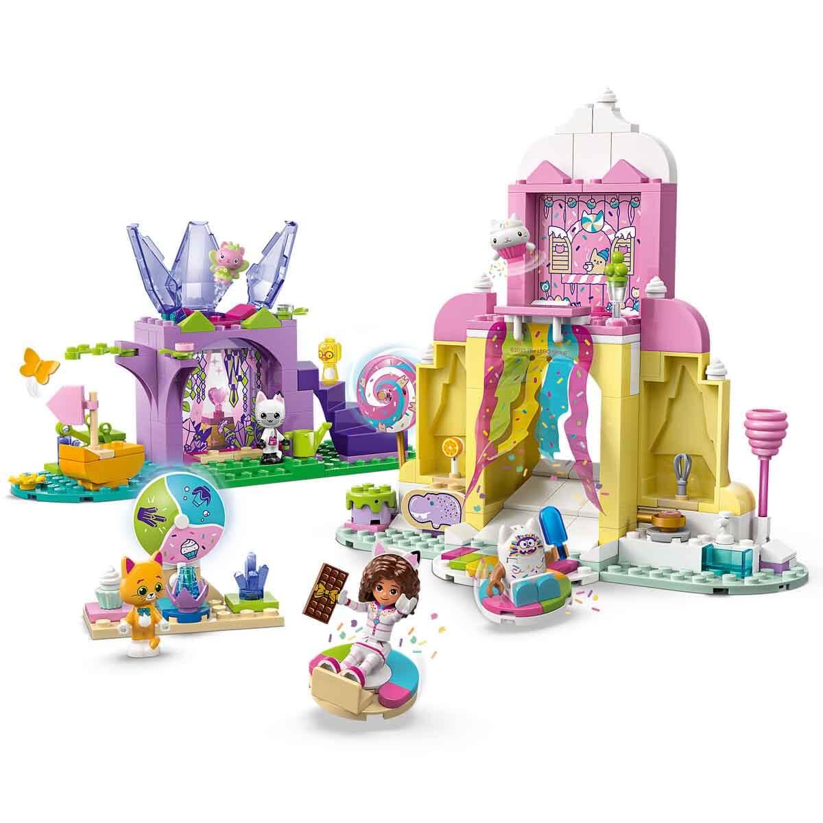 LEGO GABBY’S DOLLHOUSE TATLI SEKERLEME DAGI VE KEDI BAHCESI 11205 Diğer LEJ11205