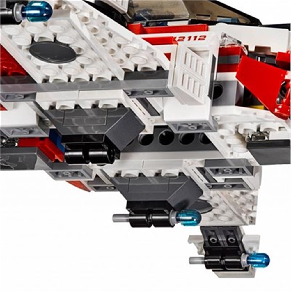 LEGO SUPER HEROES AVENJET SPACE MISSION