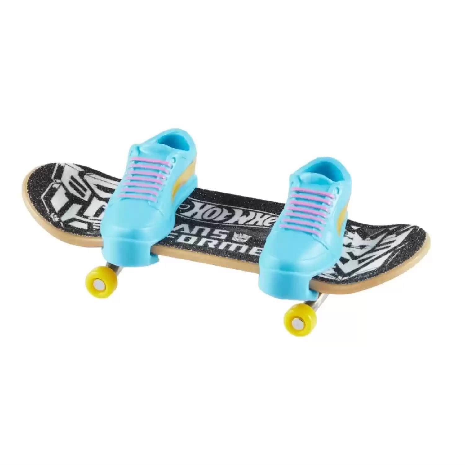HOT WHEELS SKATE PARMAK KAYKAY VE AYAKKABI PAKETLERI STARSCREAM HMY18-HVK39 Diğer HVK39