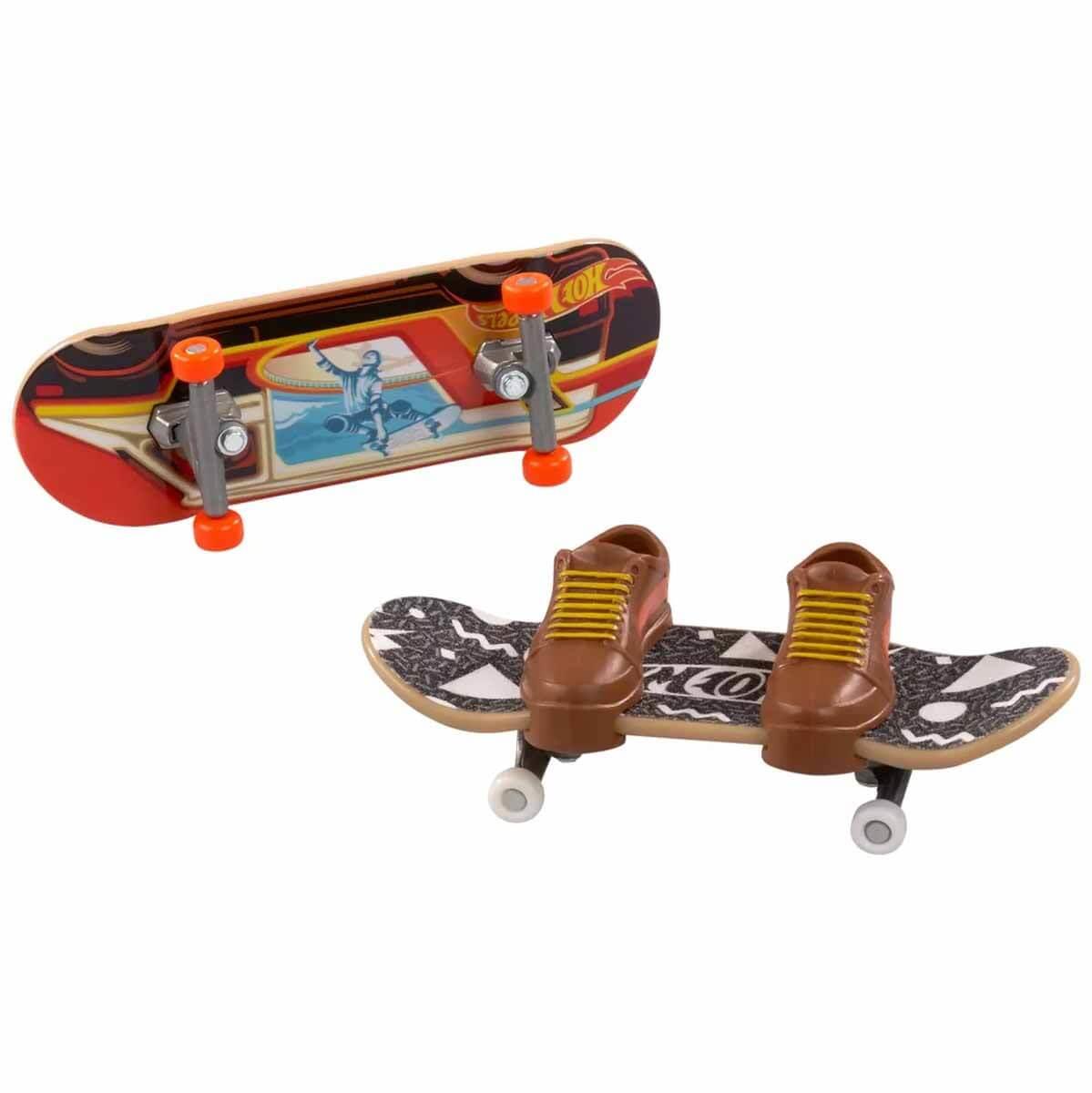 Hot Wheels Skate Retro Temalı Ikili Parmak Kaykay ve Ayakkabı HXL17-HXL20 Hot Wheels HXL20
