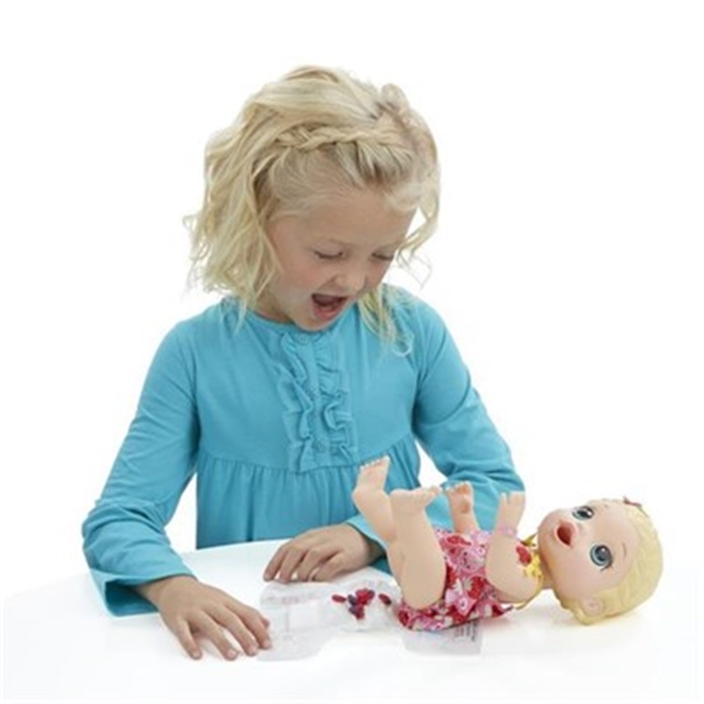 Baby Alive Lily ile Mama Eğlencesi C2697