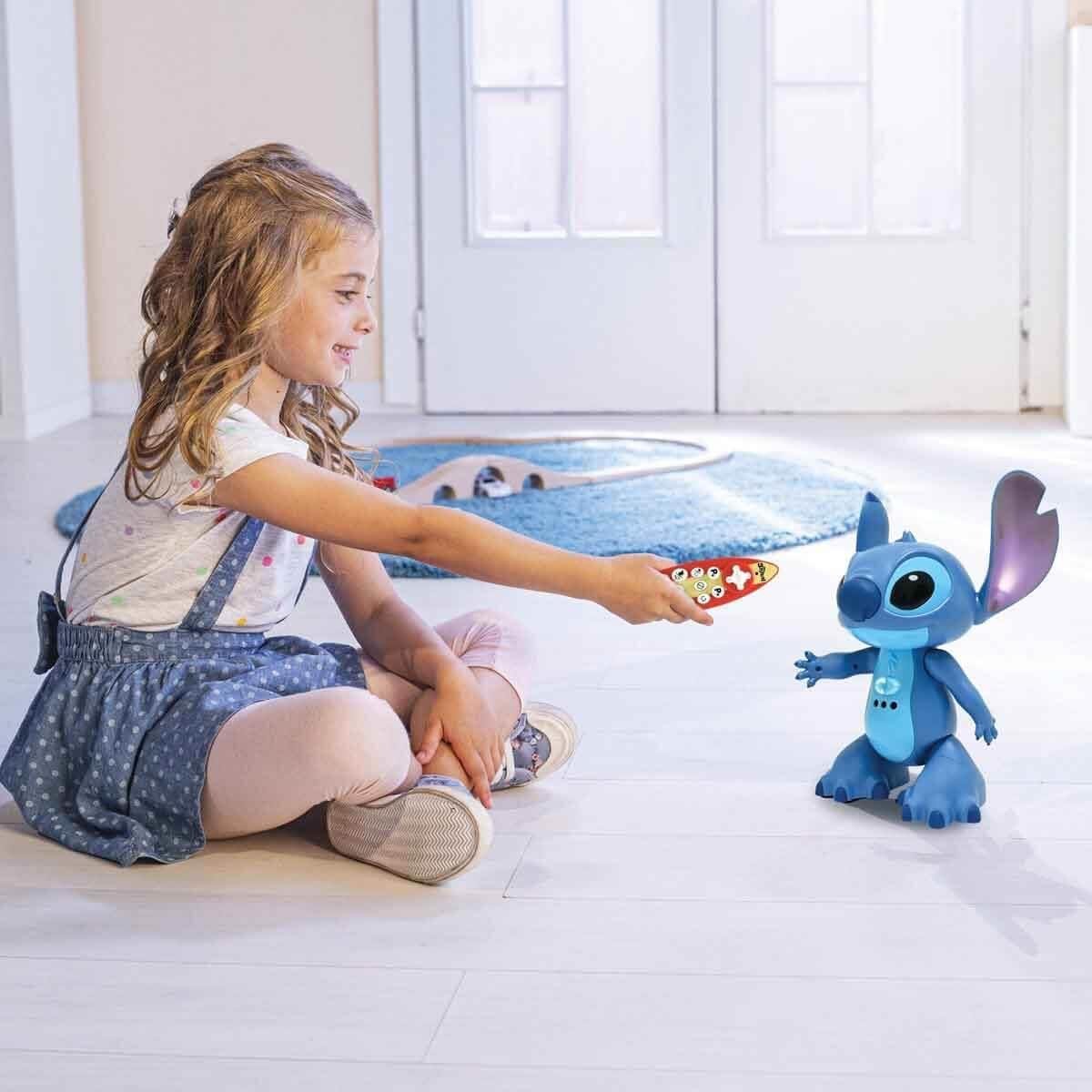 DISNEY STITCH SESLI VE ISIKLI UZAKTAN KUMANDALI INTERAKTIF ROBOT S00011804 Diğer S00011804