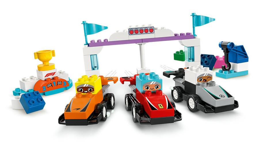 LEGO DUPLO KASABASI F1 TAKIMI YARIS ARABALARI VE SURUCULER 10445 Diğer LED10445