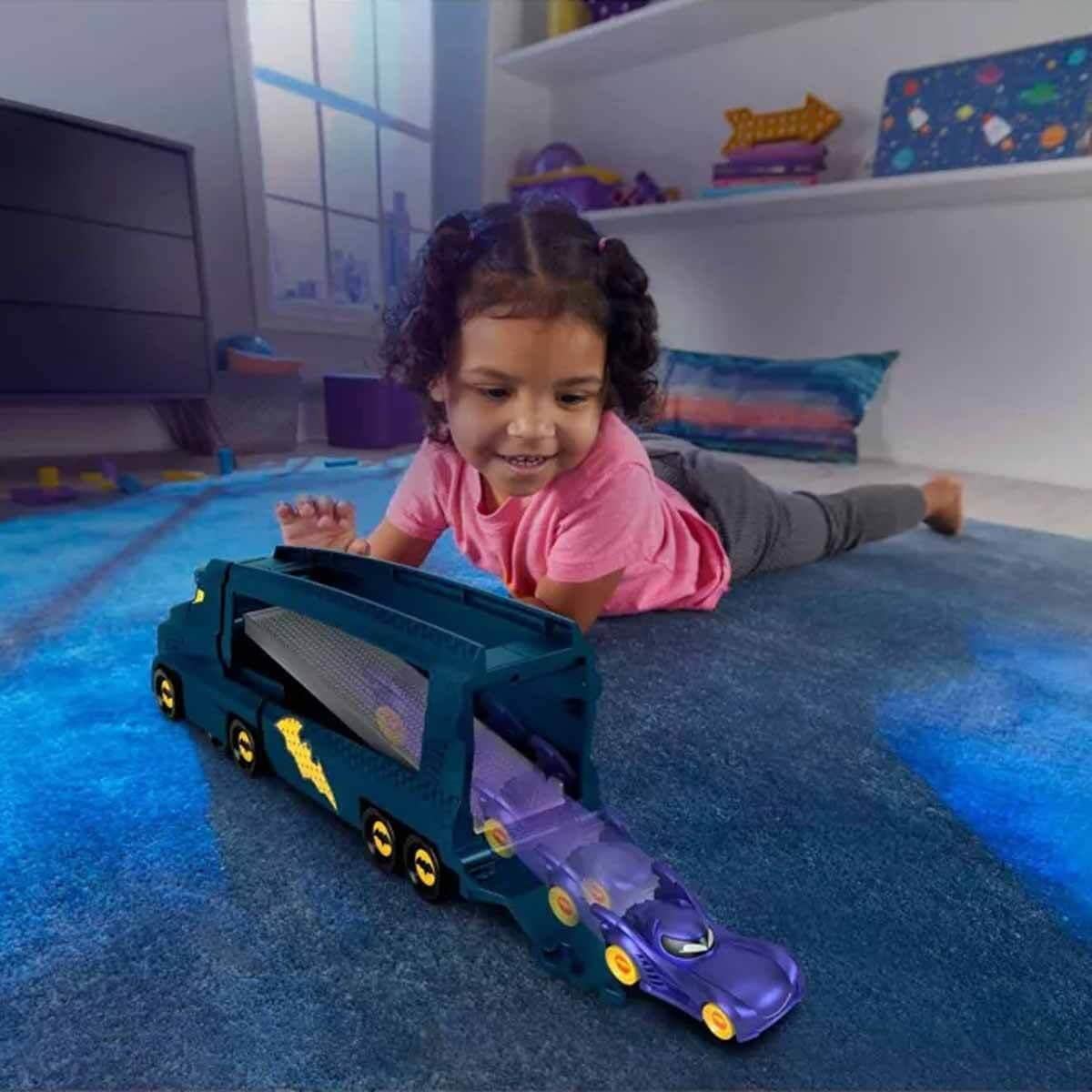 FISHER PRICE BATWHEELS BUYUK TIR 34 CM HMX07 Diğer HMX07