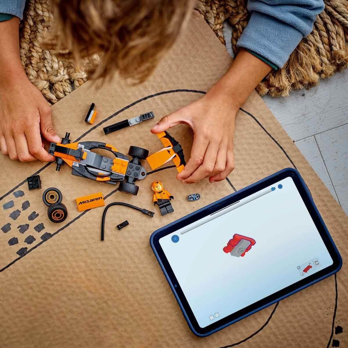 LEGO City McLaren Yarış Arabalı F1 Sürücüsü 60442 Lego LSC60442