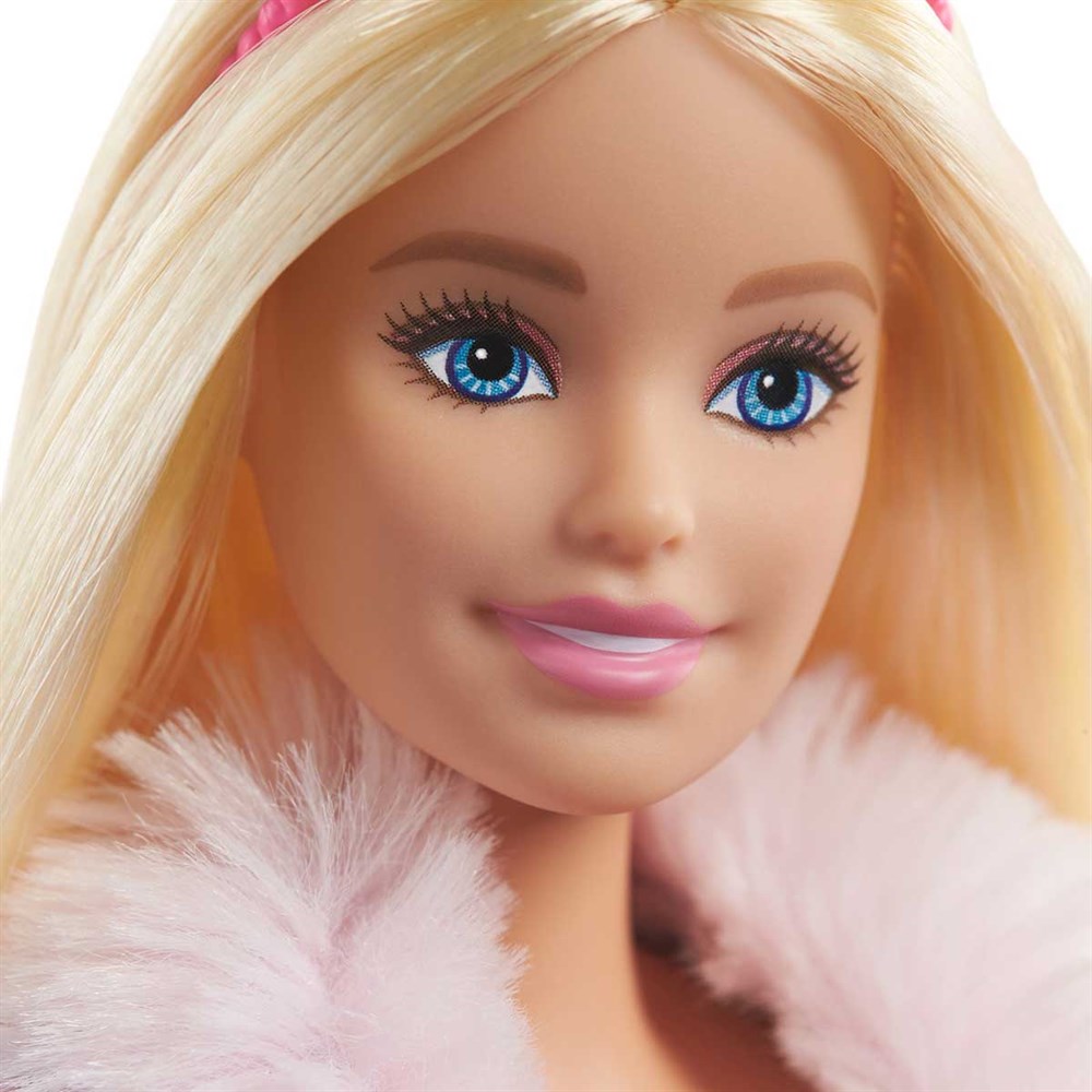 Barbie Prenses Macerası Prenses Barbie Bebek GML76 Barbie GML76