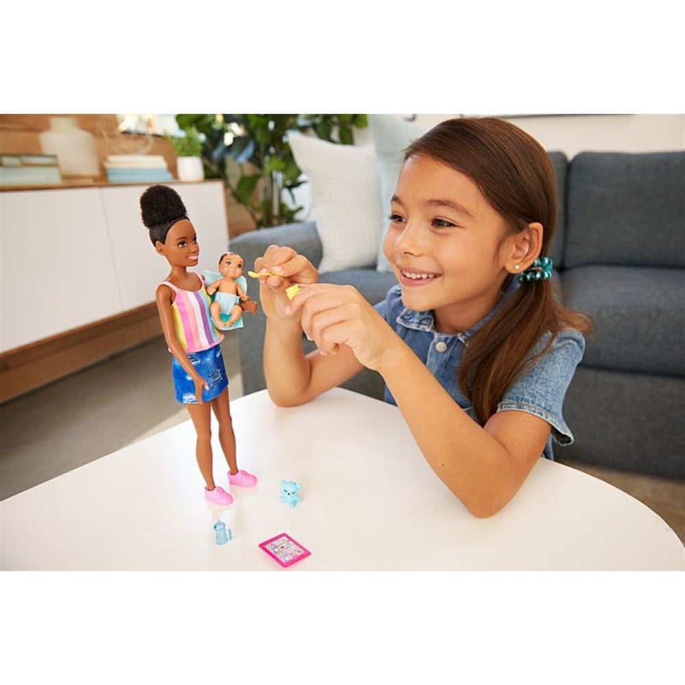 Barbie Bebek Bakıcısı Skipper Bebek Serisi GRP10-GRP12 Barbie GRP12