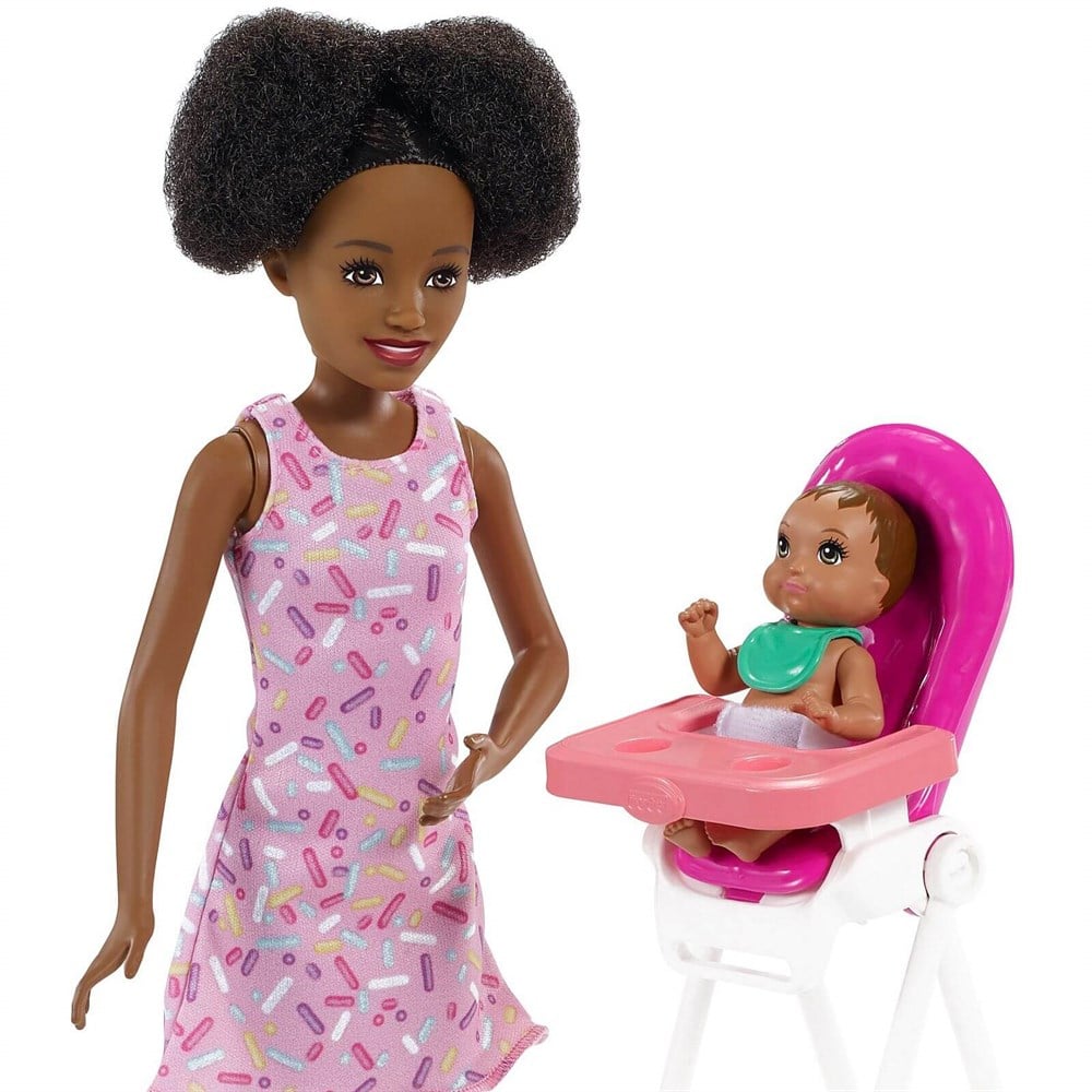 Barbie Bebek Bakıcısı Bebeği ve Aksesuarları FHY97-GRP41 Barbie GRP41