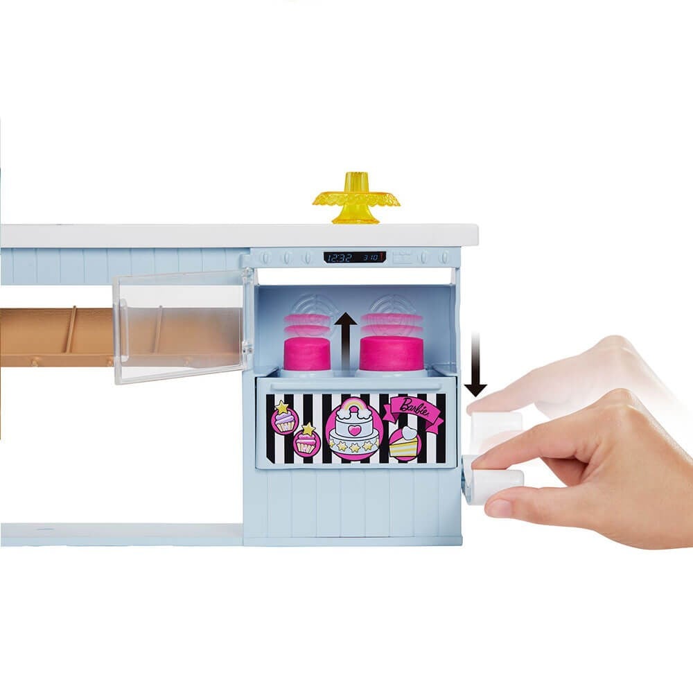 Barbie'nin Pasta Dükkanı Oyun Seti HGB73 Barbie HGB73