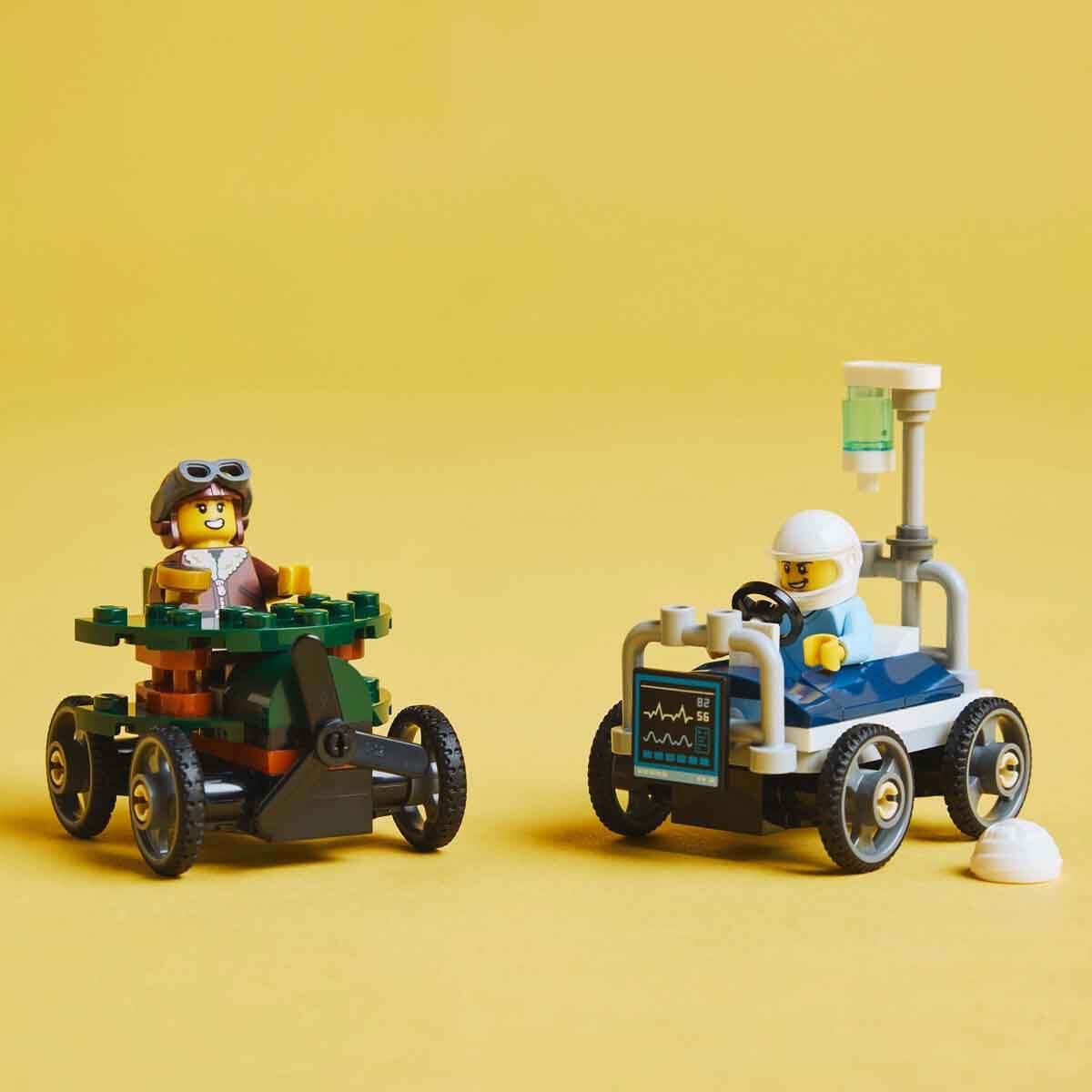 LEGO CITY UCAK HASTANE YATAGINA KARSI YARIS ARABASI PAKETI 60459 Diğer LSC60459