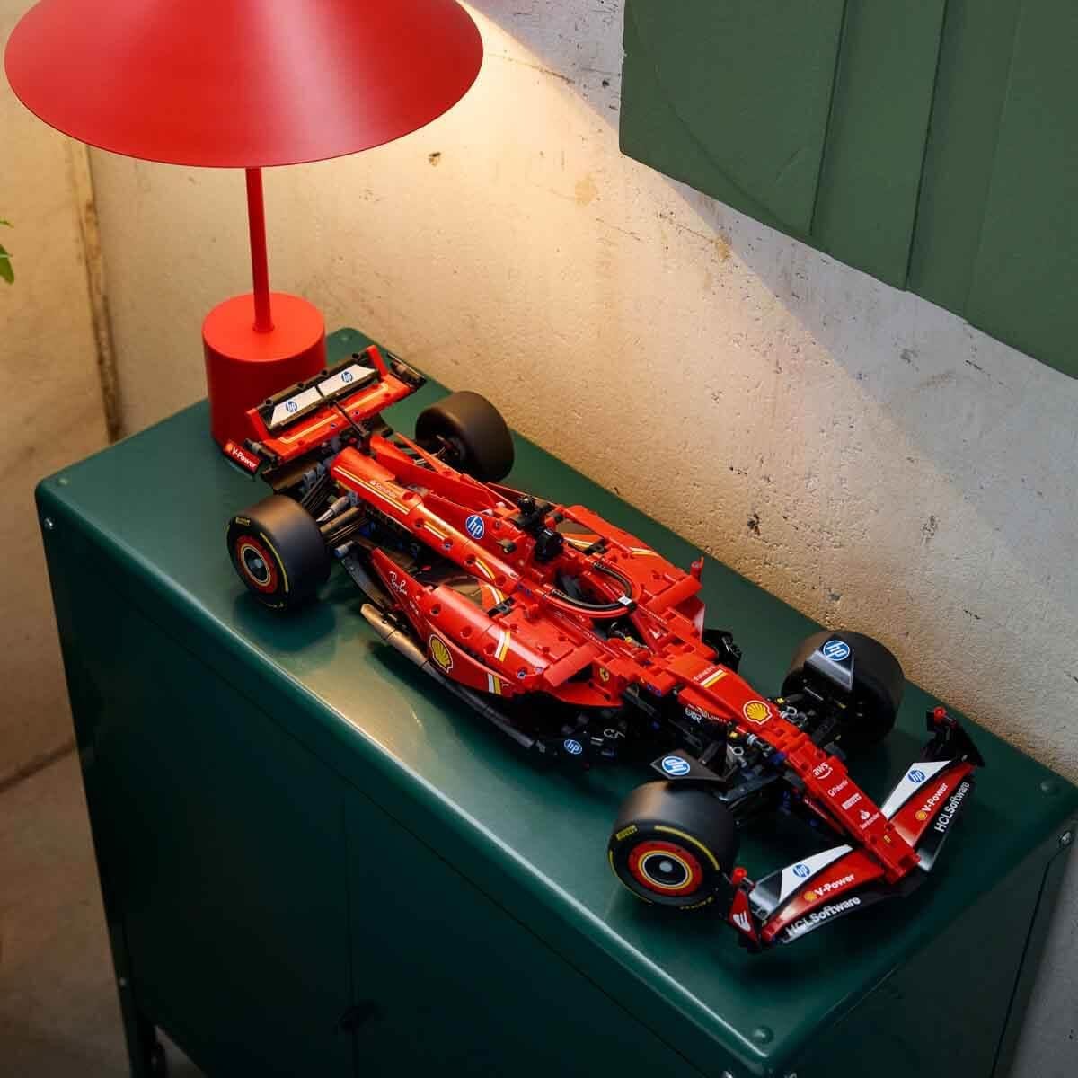 LEGO TECHNIC FERRARI SF-24 F1 ARABA 42207 Diğer LMT42207