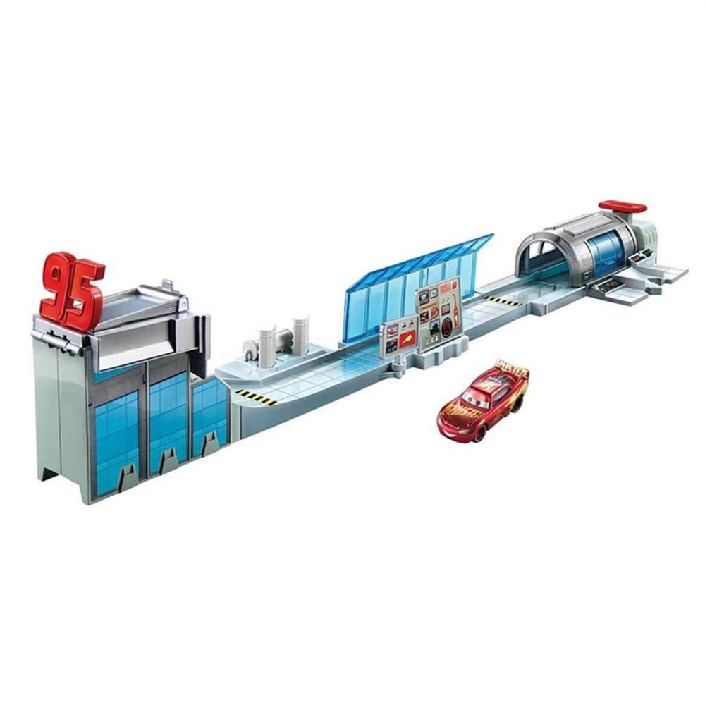 Cars 3 Film Sahneleri Rust-Eze Yarış Merkezi Dvt46-Ftb42 Cars FTB42