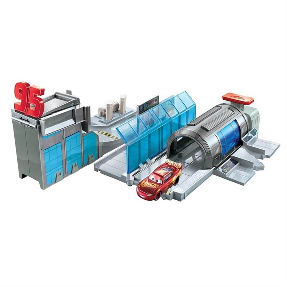 Cars 3 Film Sahneleri Rust-Eze Yarış Merkezi Dvt46-Ftb42 Cars FTB42