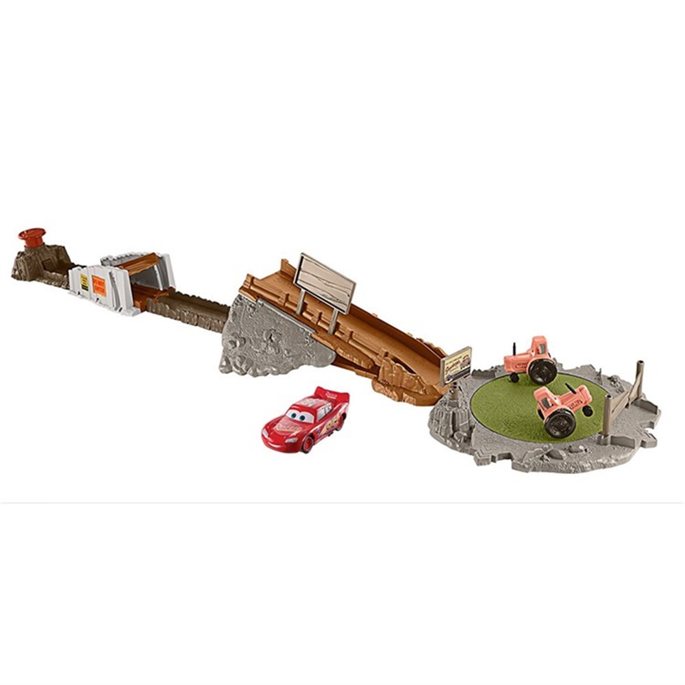 Cars Smokeynin Kurs Pisti Oyun Seti FLK03