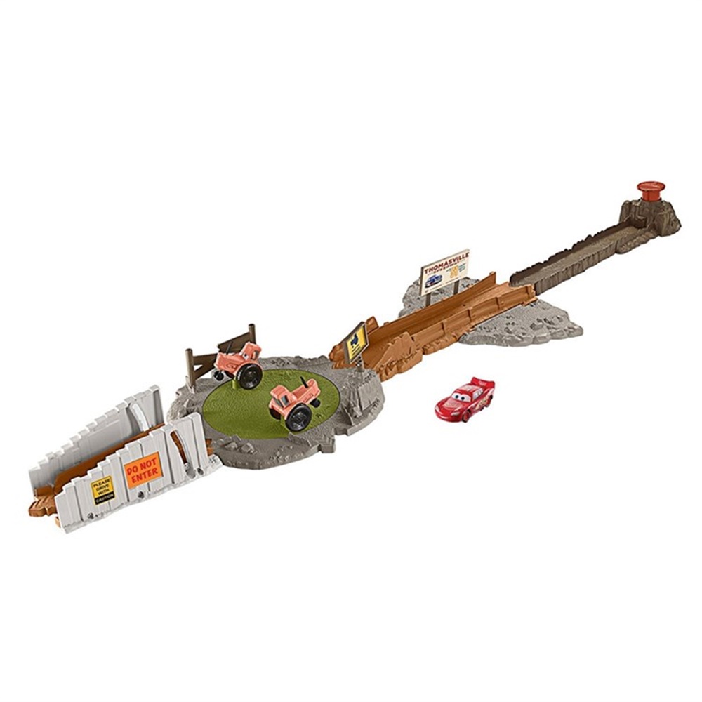 Cars Smokeynin Kurs Pisti Oyun Seti FLK03