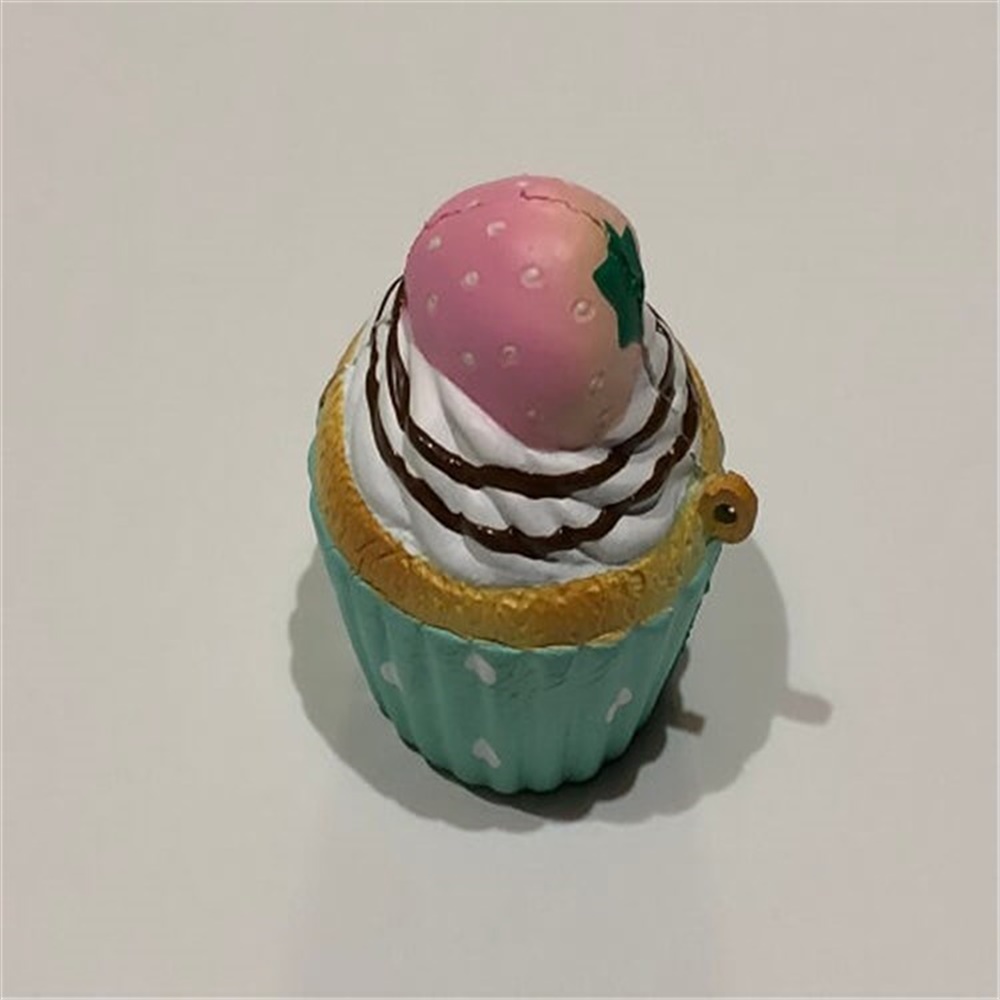 CreamiiCandy Squishy Pastry Petiti Anahtarlık