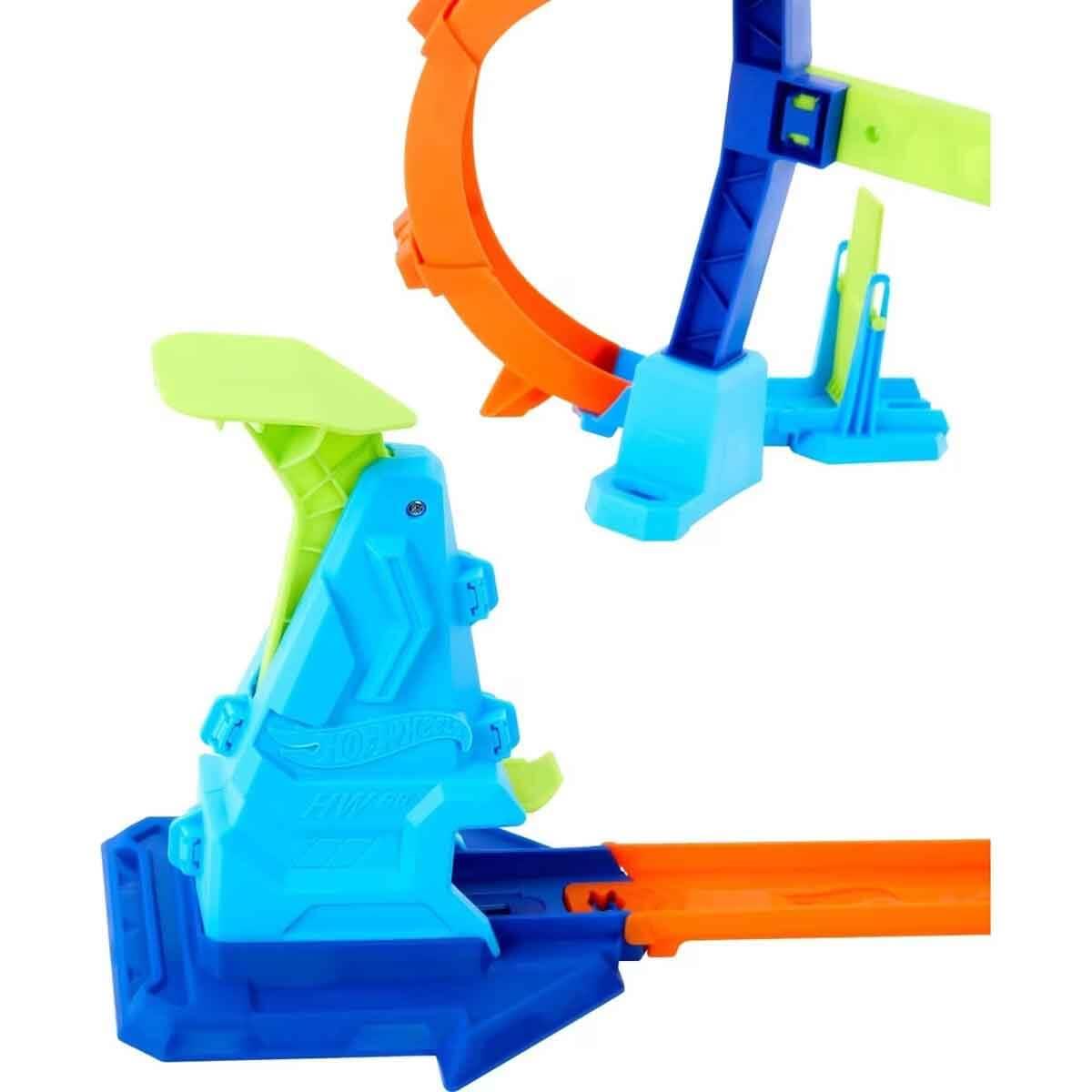 Hot Wheels Şampiyonluk Parkuru Yarış Pist Corkscrew Jump Champion GBF81-JFH36 Hot Wheels JFH36