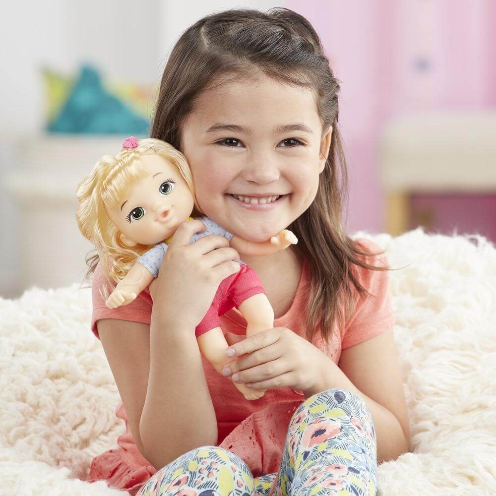 BABY ALIVE MINIK BEBEGIM VE BEBEK KANGURUSU E6646-E71756 Diğer E7176