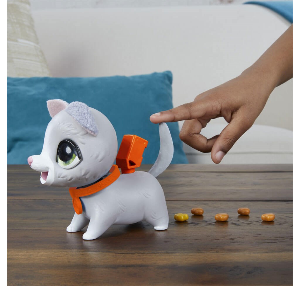 FURREAL YURUYEN KAKA YAPAN MINIK DOSTLARIM WAGSTABBY KEDI E8899-E8952 Diğer E8592