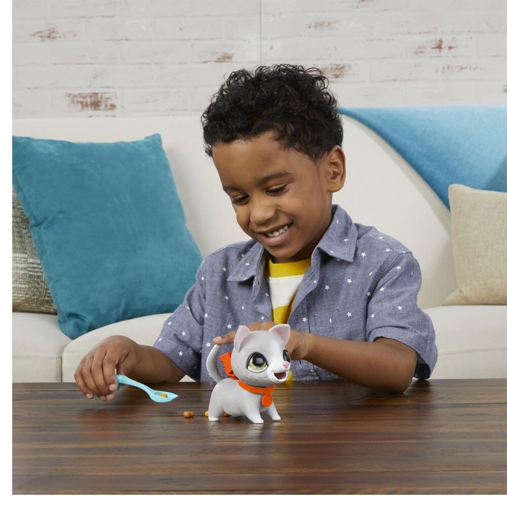 FURREAL YURUYEN KAKA YAPAN MINIK DOSTLARIM WAGSTABBY KEDI E8899-E8952 Diğer E8592