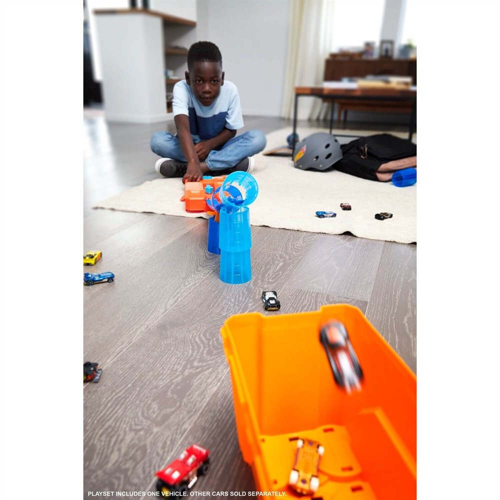HOT WHEELS TRACK BUILDER UZMAN SERISI YARIS SETI FLK89-GCF91 Diğer GCF91