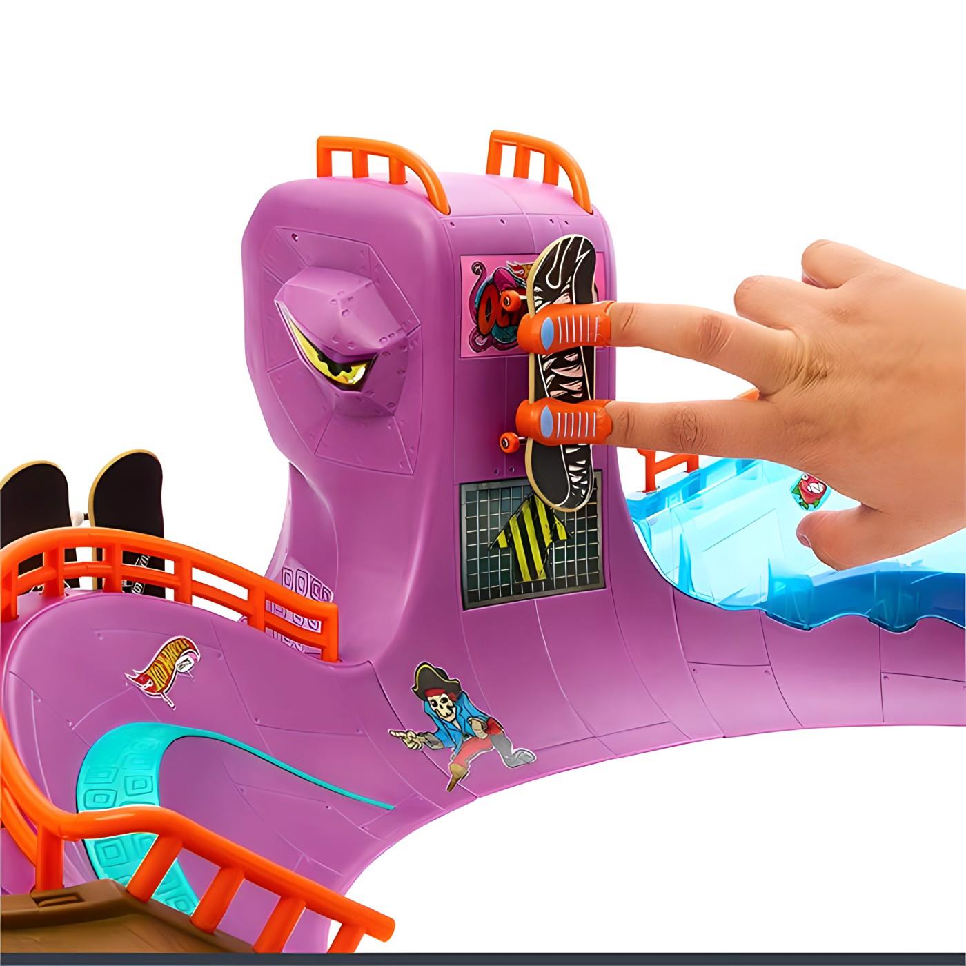 HOT WHEELS SKATE AHTAPOT KAYKAY PARKI OYUN SETI HMK01 Diğer HMK01