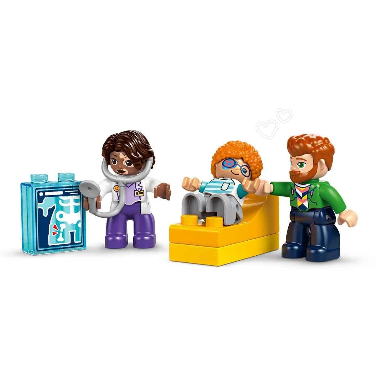 LEGO DUPLO KASABASI ILK DOKTOR ZIYARETI 10449 Diğer LED10449