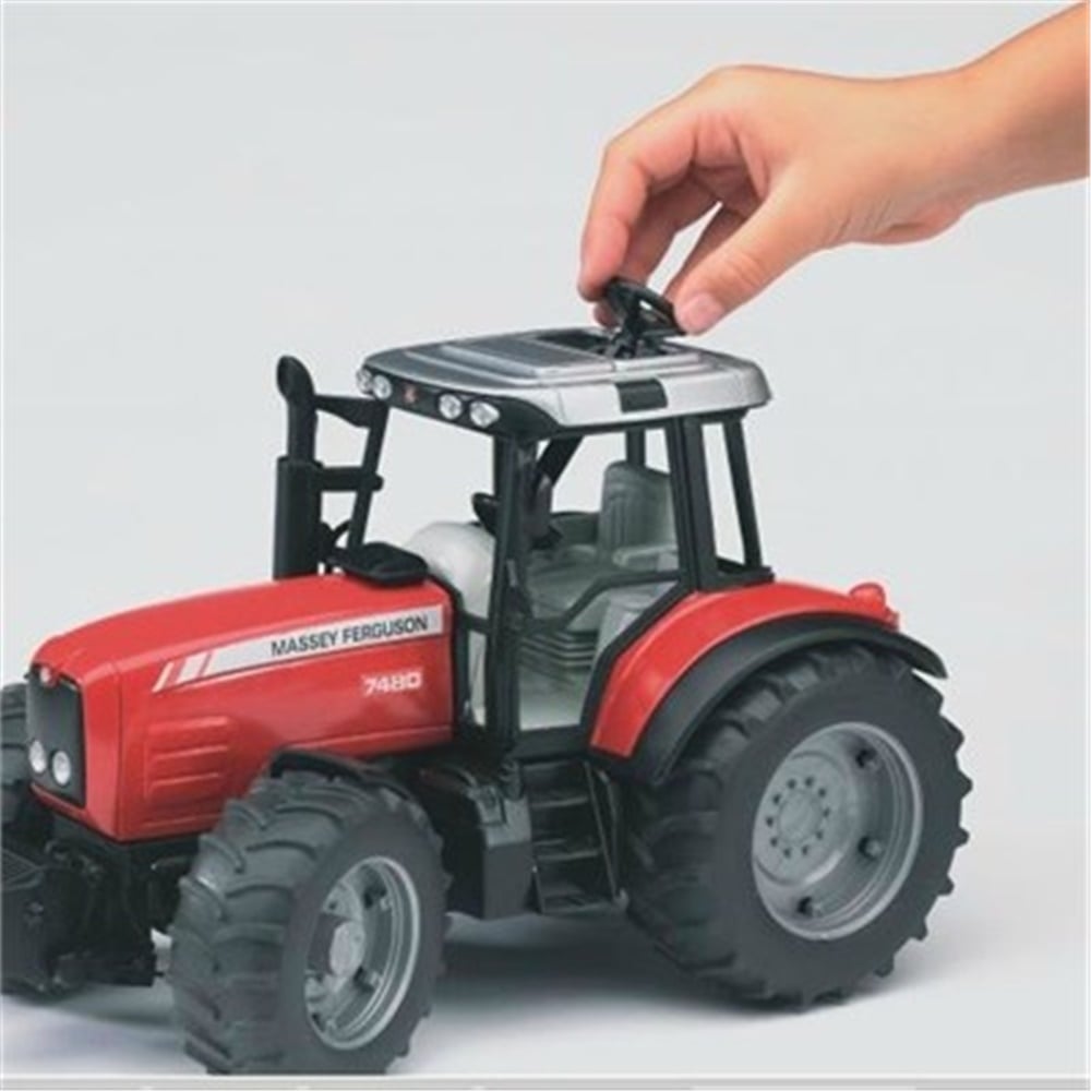 BRUDER MASSEY FERGUSON 7480 TRAKTÖR