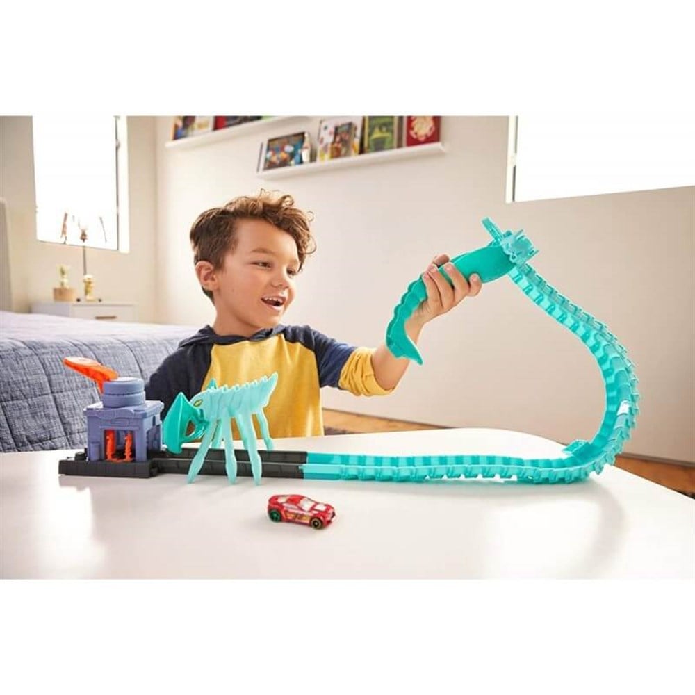 Hot Wheels Şehirde Yaratık Macerası Akrep Saldırısı FNB05-GTT67 Enchantimals GTT67