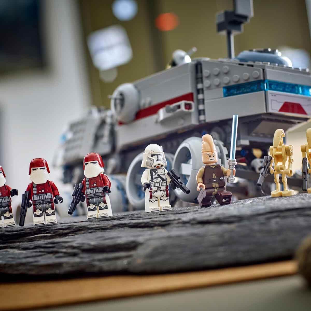 LEGO STAR WARS: KLON SAVASLARI CUMHURIYET JUGGERNAUT 75413 Diğer LSW75413