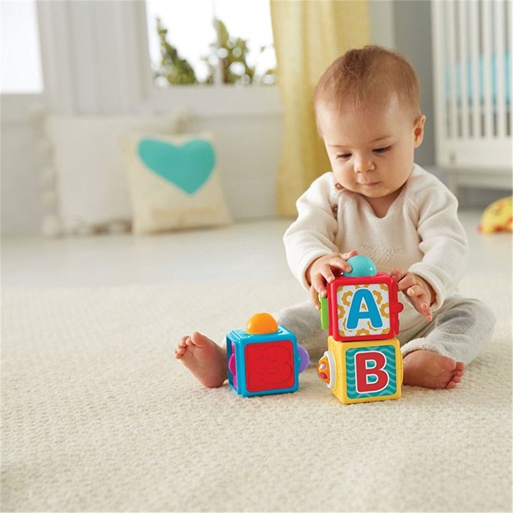 Fisher Price Eğlenceli Küpler DHW15