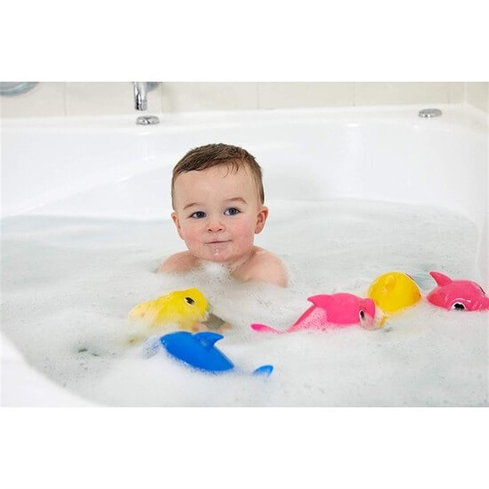 Baby Shark Sesli Yüzen Dady Shark Giochi Preziosi BAH03000 M