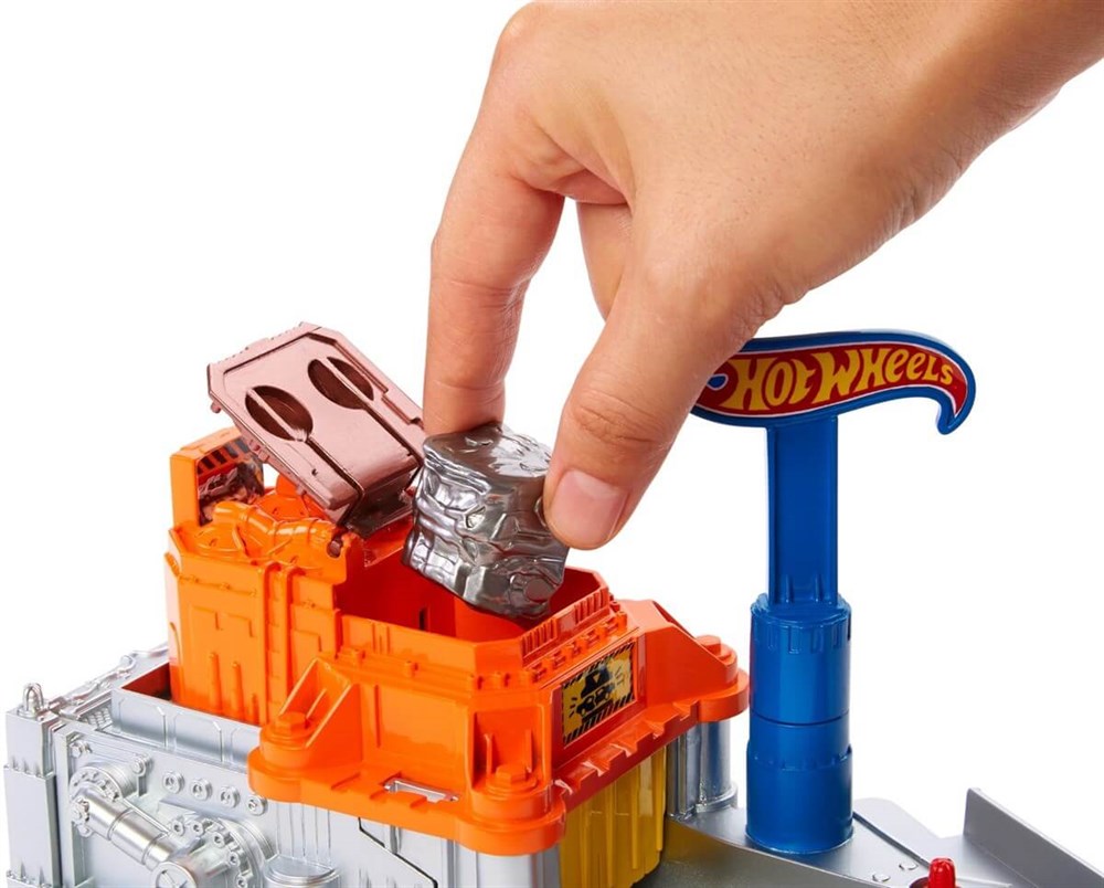 Hot Wheels Yüksek Skor Atlayışı Yarış Seti Hızlı Geçiş Parkuru BGJ24-CFC30 Hot Wheels CFC30