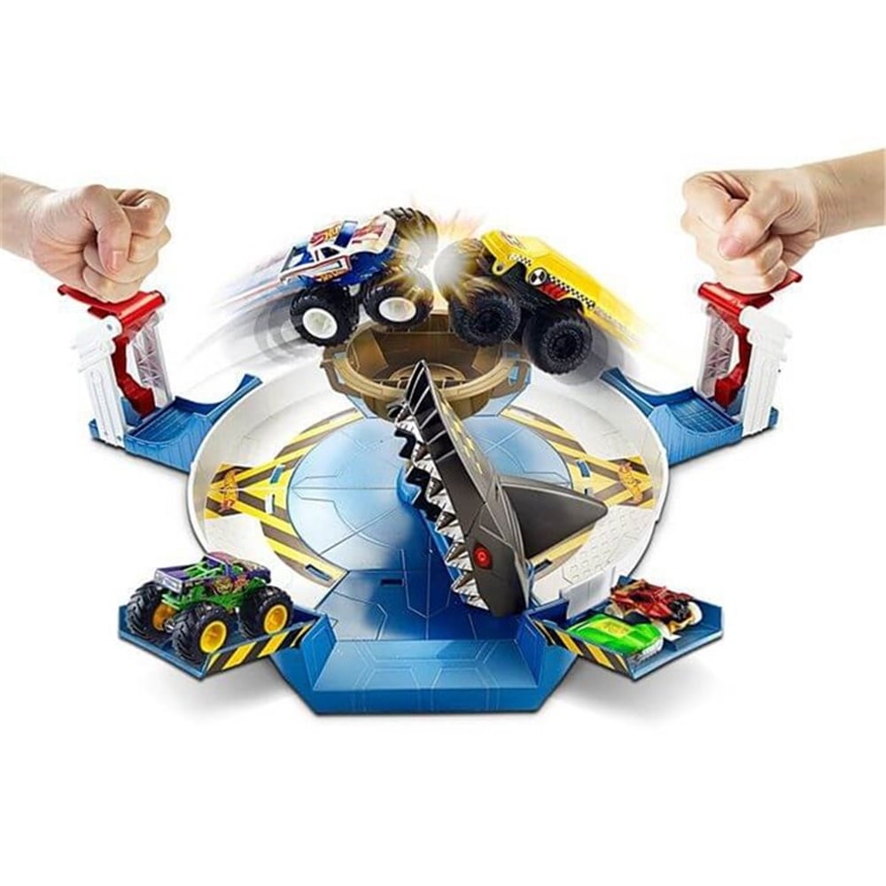 Hot Wheels Mecha Köpek Balığı Çarpışması Oyun Seti FYK14 Hot Wheels FYK14