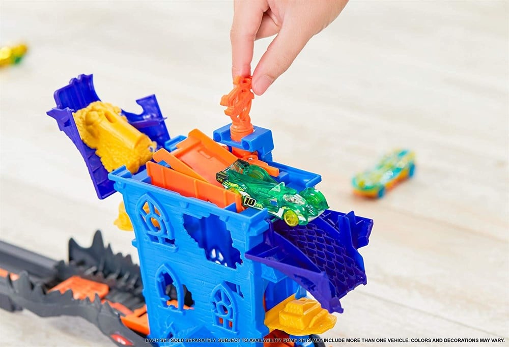 Hot Wheels Şehirde Yaratık Macerası Timsah Yuvası FNB05-GJK91 Hot Wheels GJK91