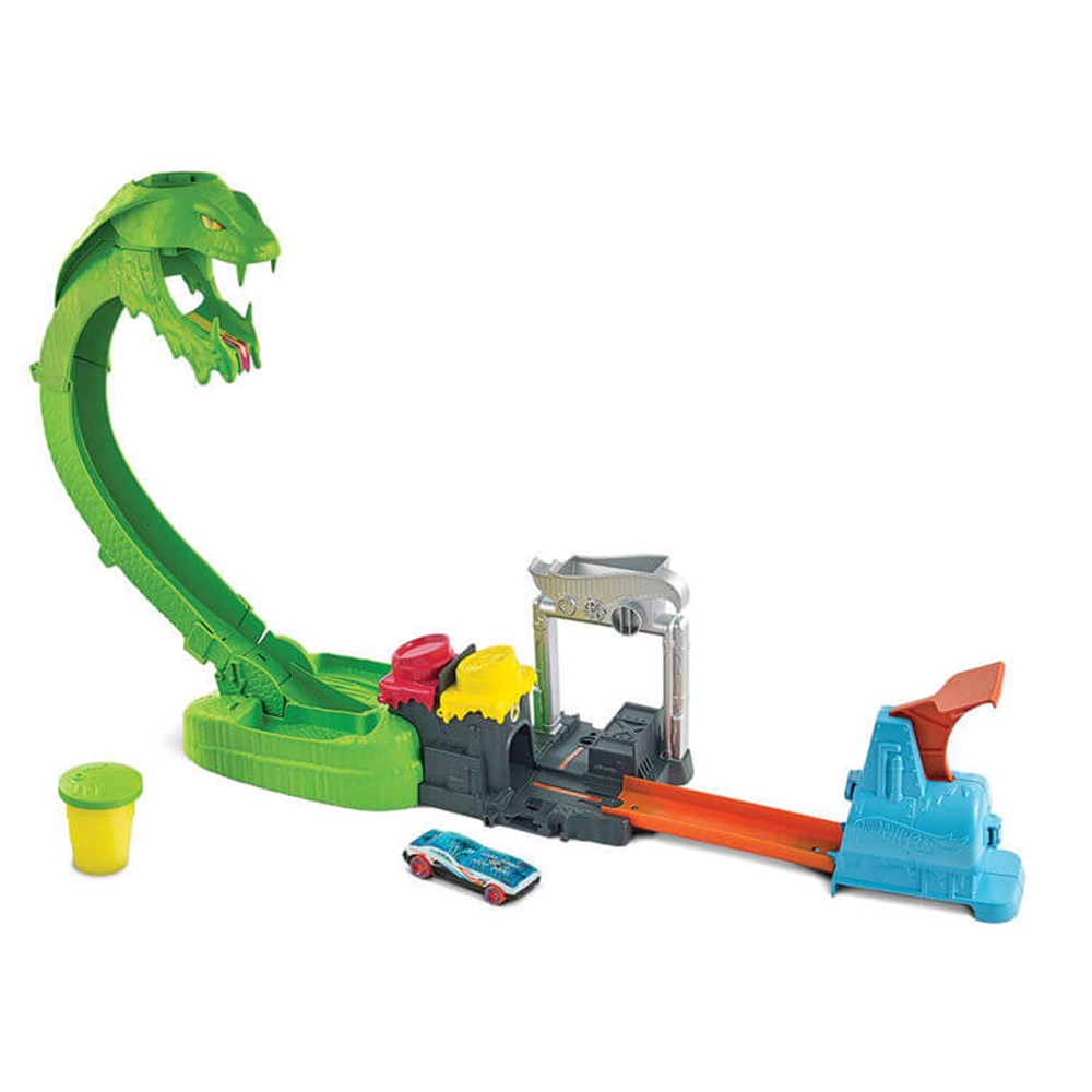 Hot Wheels Zehirli Yılanla Çarpışma Oyun Seti GTT93 Hot Wheels GTT93
